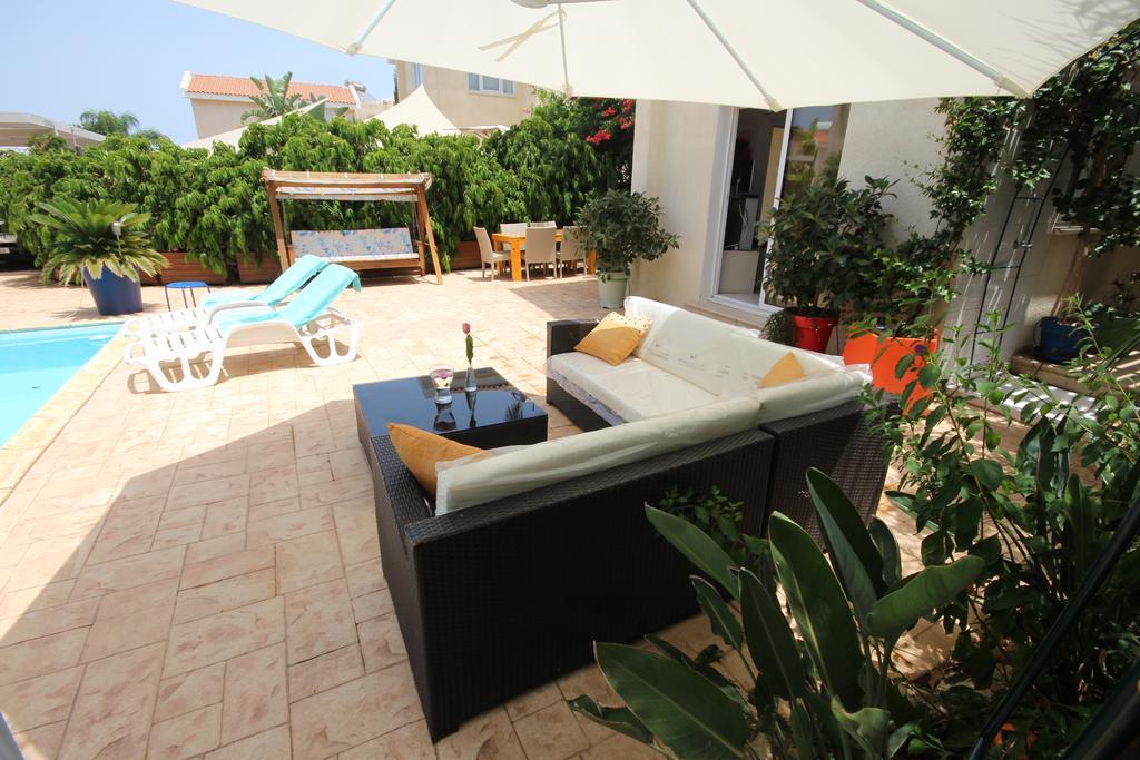 Helene Villa Protaras Room photo